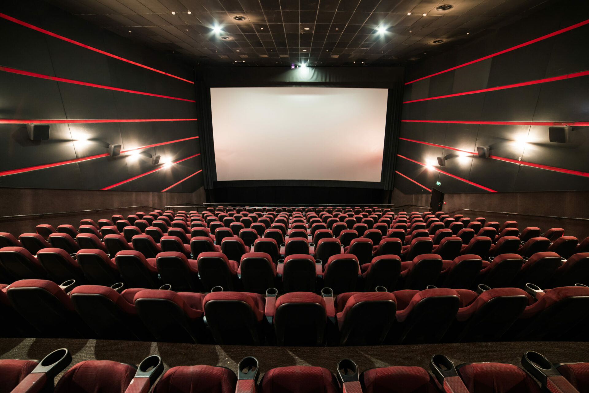 cinema-theatre-before-presentation-scaled